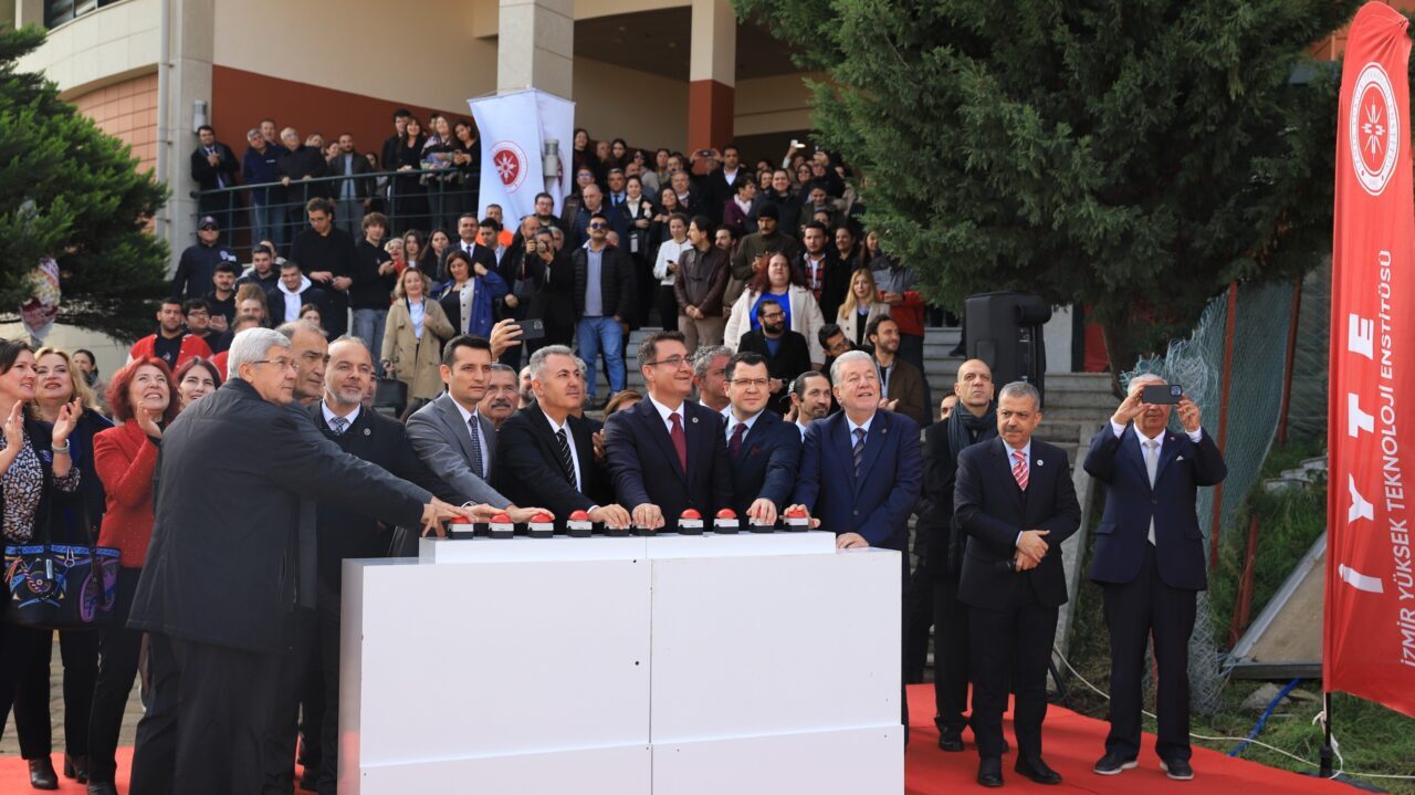 İZMİR (AA) – İzmir Yüksek Teknoloji Enstitüsü (İYTE) kampüsünde lisansüstü