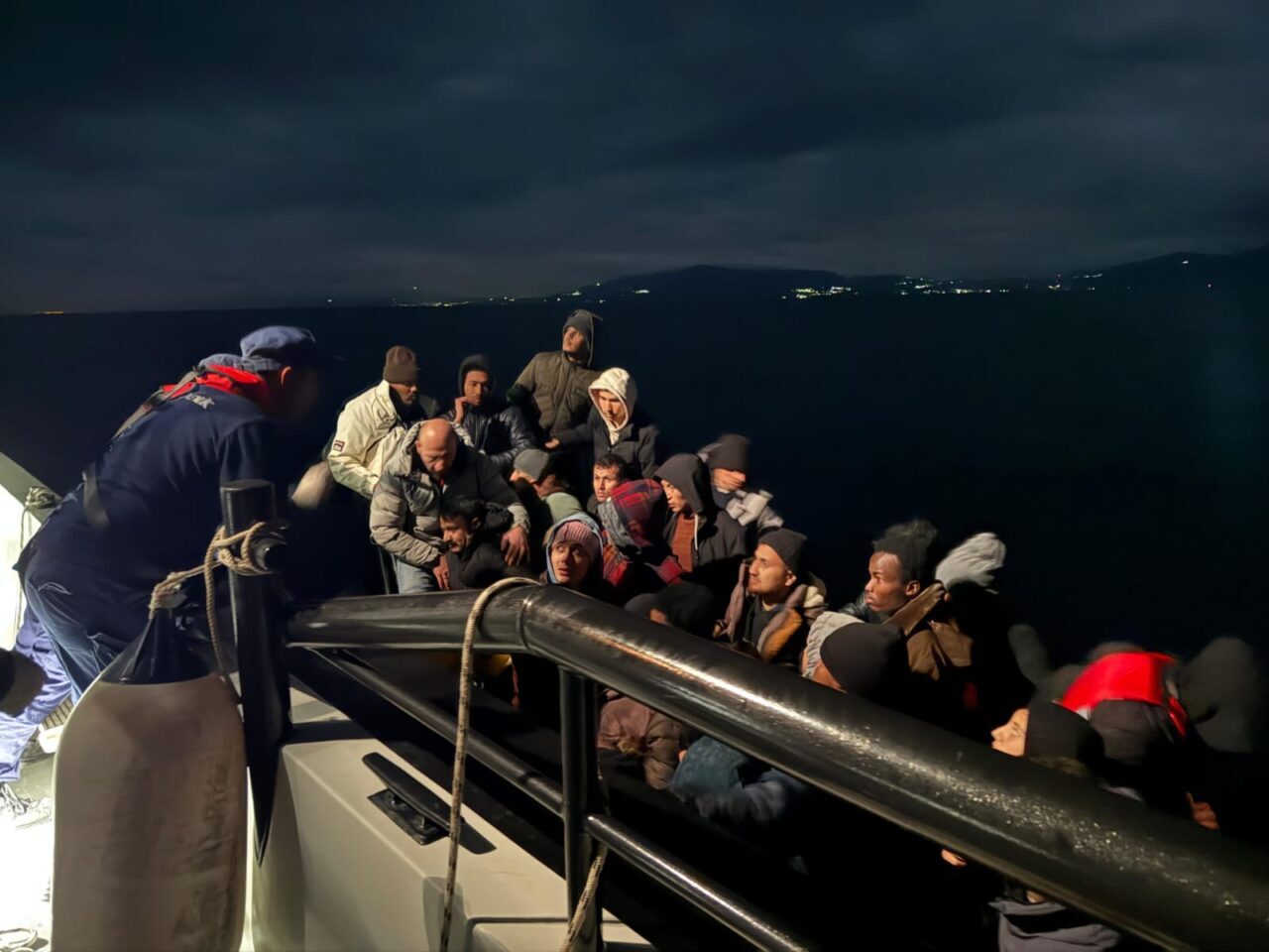 - Göçmen kaçakçılığı iddiasıyla 1 şüpheli gözaltına alındı