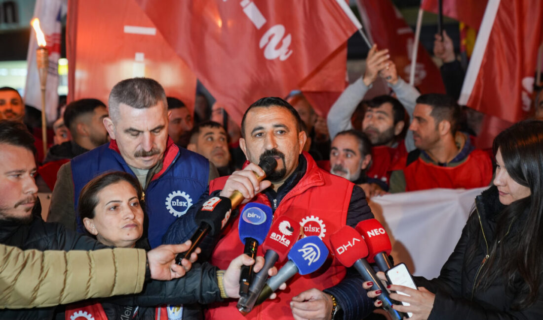 İZMİR (AA) – İzmir'de, maaş ve sosyal haklarında eksiklik olduğunu
