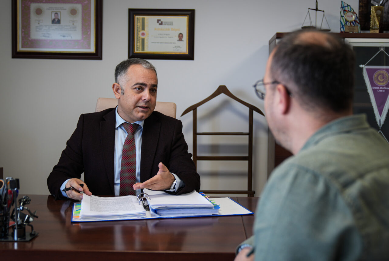 - Konak ilçesinde geçen yıl böcek ilaçlaması yapılan apartmanda 1