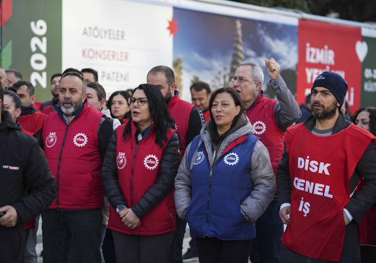İZMİR (AA) – İzmir Büyükşehir Belediyesi iştirakleri İZELMAN, İZENERJİ, İZFAŞ,