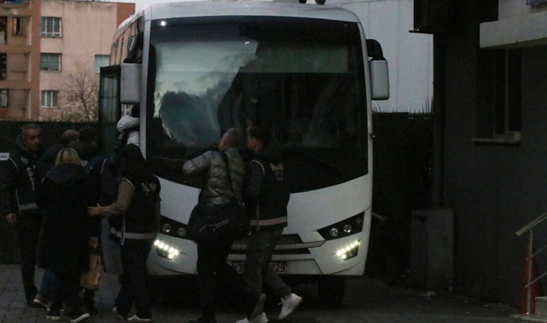 İZMİR (AA) – İzmir İş İnsanları Örnekköy Konut Yapı Kooperatifinde