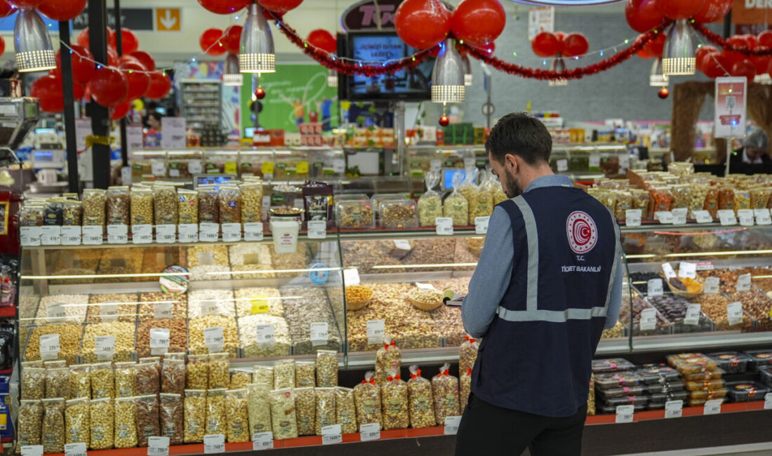 - Kentte yıl boyunca 20 bin işletmede yapılan denetimlerde mevzuata