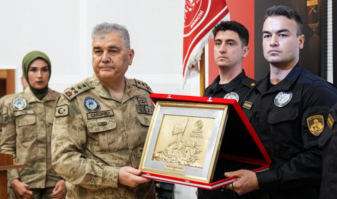 - Yarışmada Ankara 3'üncü Jandarma Komando Operasyon Tabur Komutanlığı birinci,