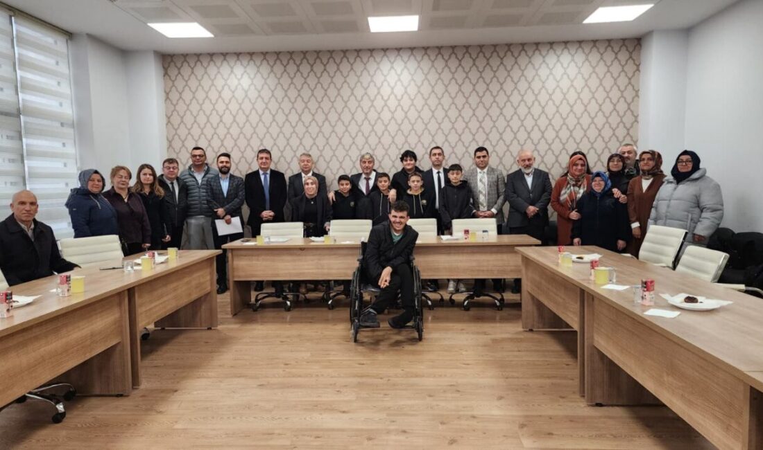 KÜTAHYA (AA) – Kütahya'daki bir okulda hazırlanan proje kapsamında temin