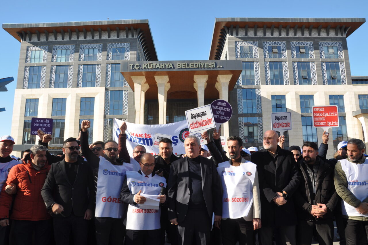 - Hizmet-İş Sendikası Genel Başkan Vekili Halil Özdemir:
- "Üyelerimiz adeta