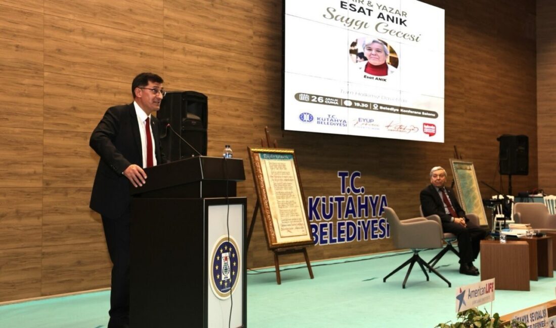 Kütahya Belediyemisi tarafından, şehrin kültür ve edebiyat hayatına uzun yıllardır