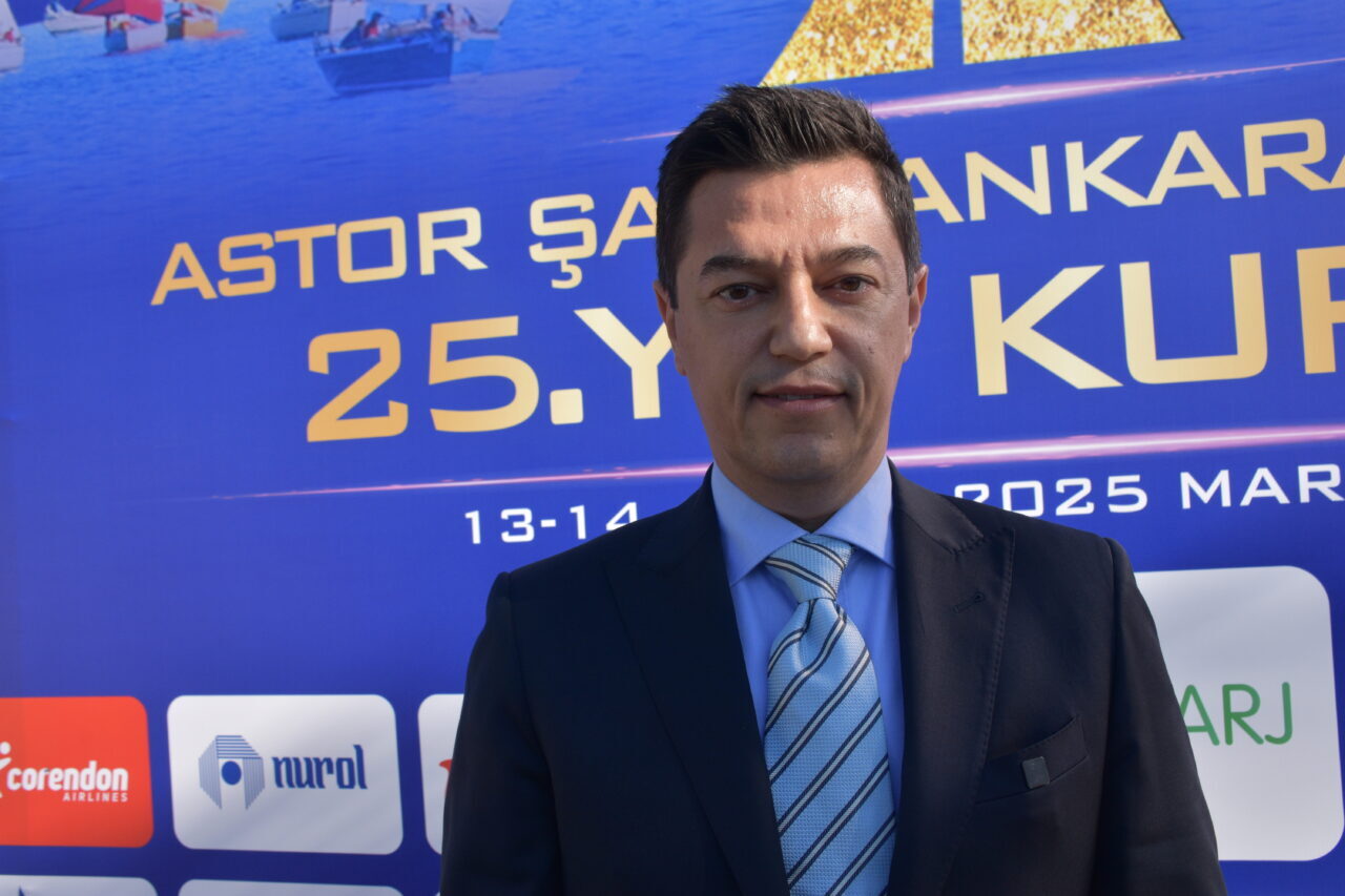 - Marmaris Belediye Başkanı Acar Ünlü:
- "Denizi olmamasına rağmen bir