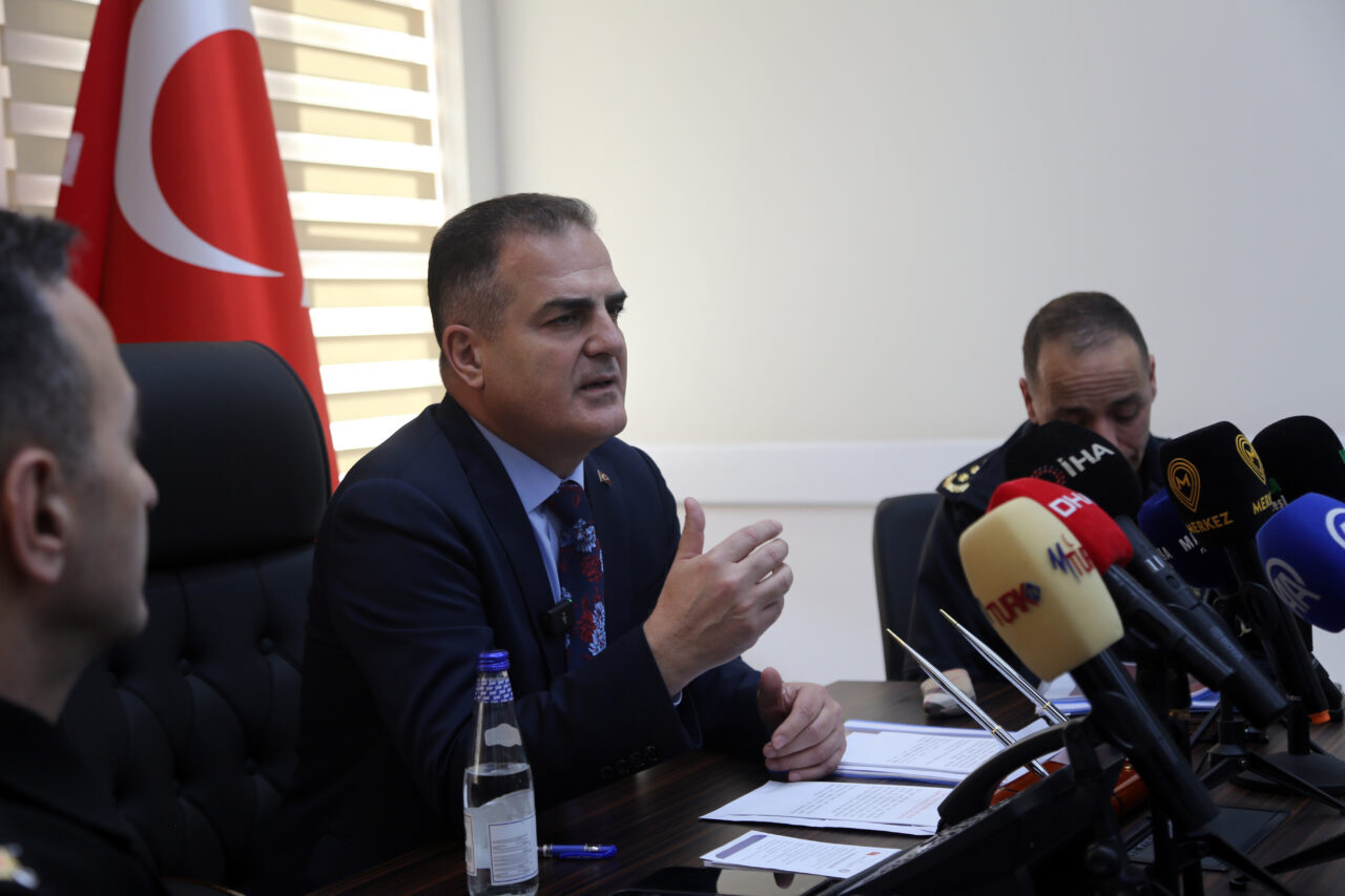 - "Bakanlık uzman ekipleri tarafından yapılan teknik incelemelere ek olarak,