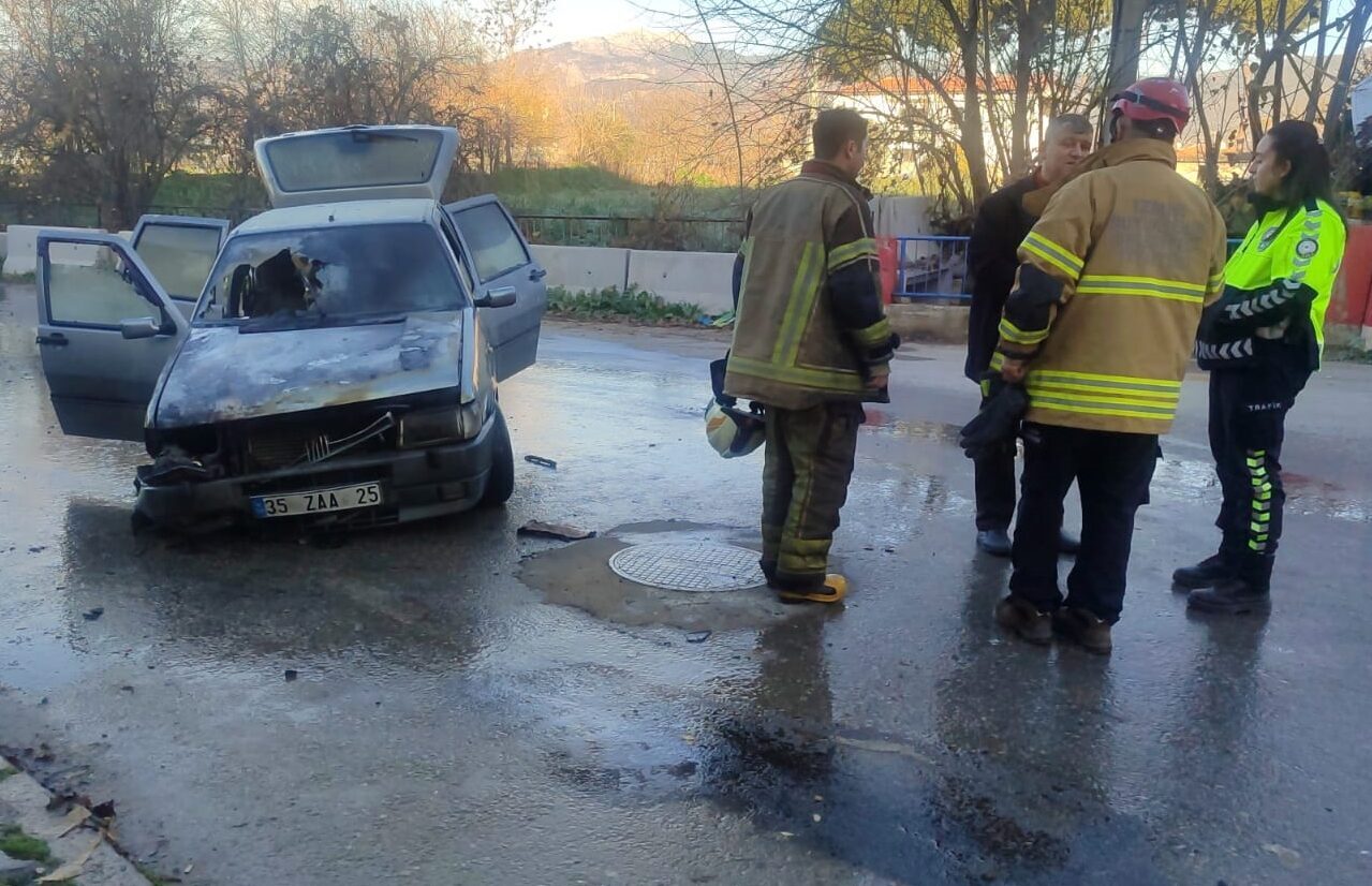 İZMİR (AA) – İzmir'in Ödemiş ilçesinde park halindeki otomobilde çıkan