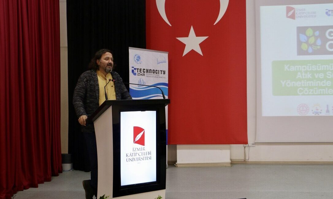 - İzmir Katip Çelebi Üniversitesi Rektör Yardımcısı Prof. Dr. Yasin