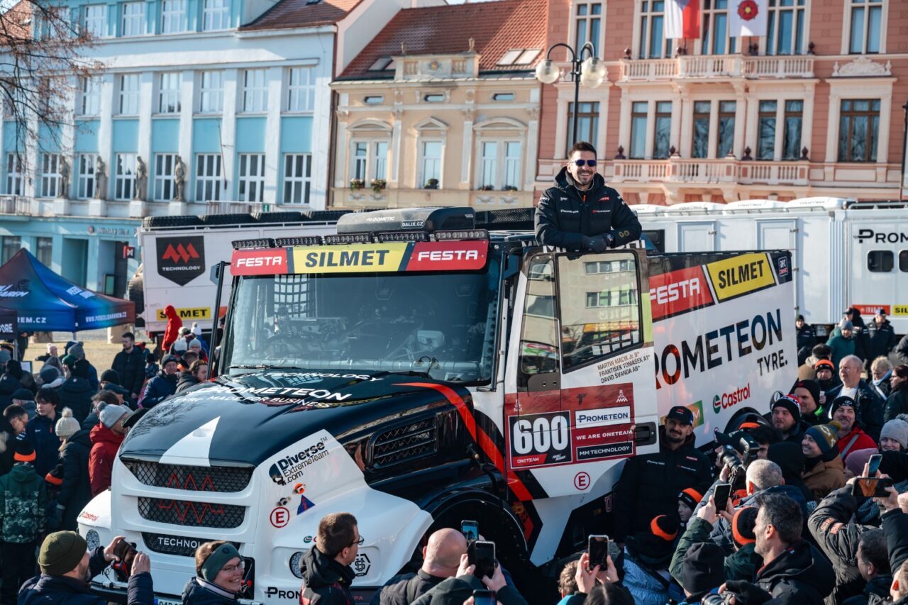 - Prometeon Tyre Group Pazarlama ve İletişim Başkanı Gaetano Trezza:
-