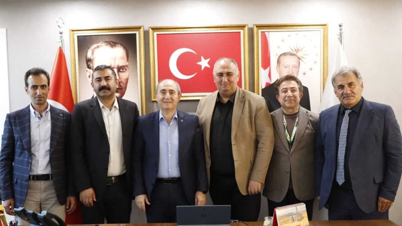 İSTANBUL (AA) – Türkiye Arı Yetiştiricileri Merkez Birliği (TAB) heyeti,