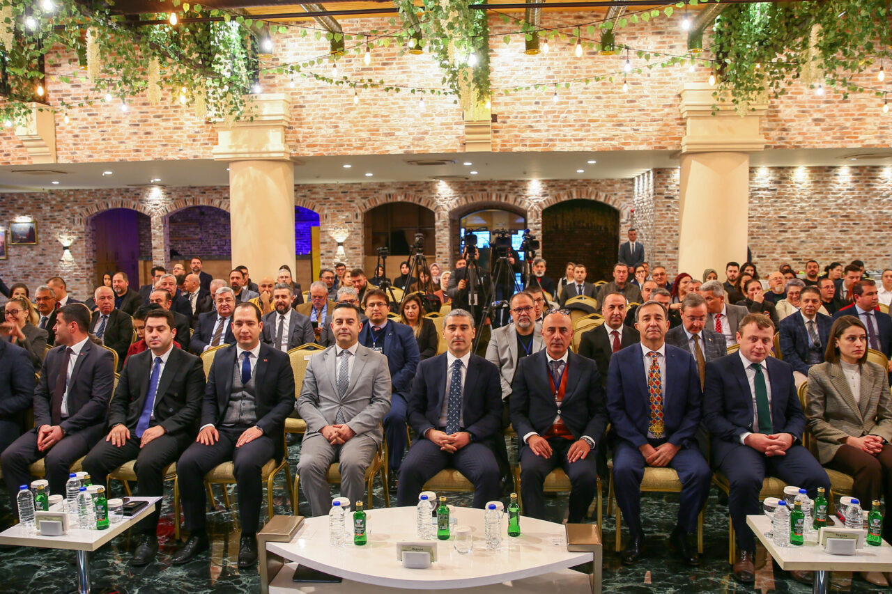 UŞAK (AA) – Uşak'ta, kentin turizm alanında 2030'a kadar atacağı