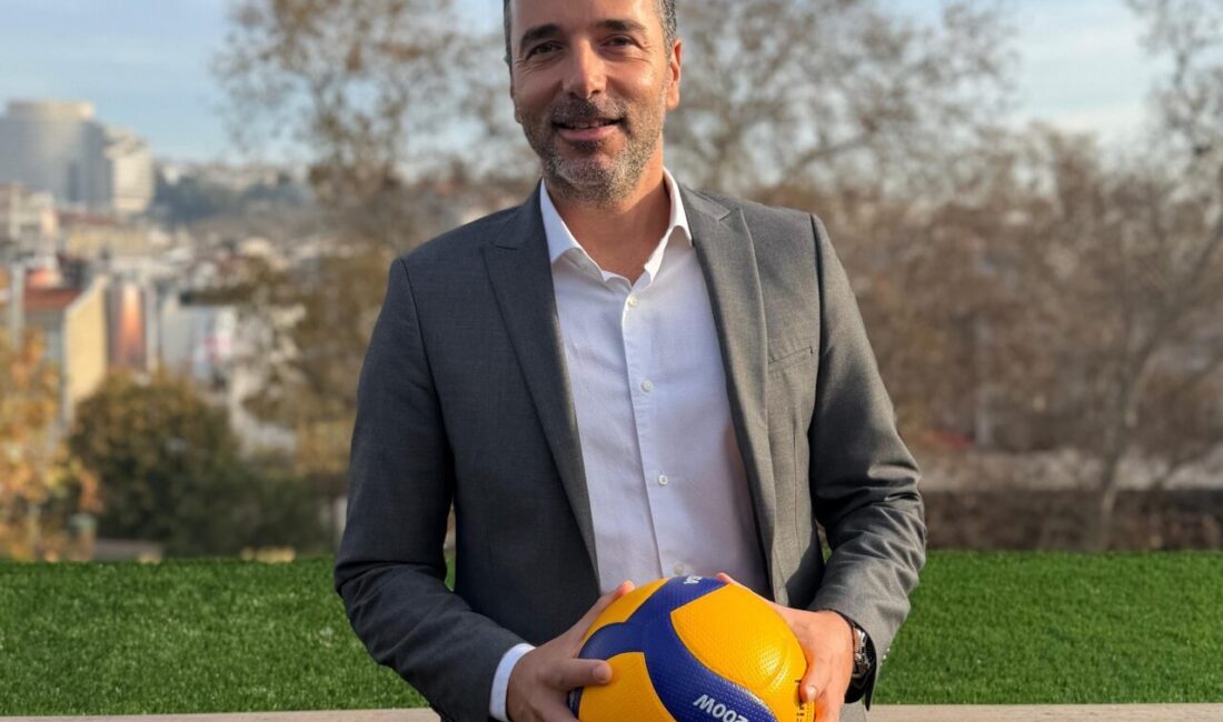- Vodafone Türkiye CEO'su Engin Aksoy:
- "Voleybol sponsorluğumuzun uluslararası camiada