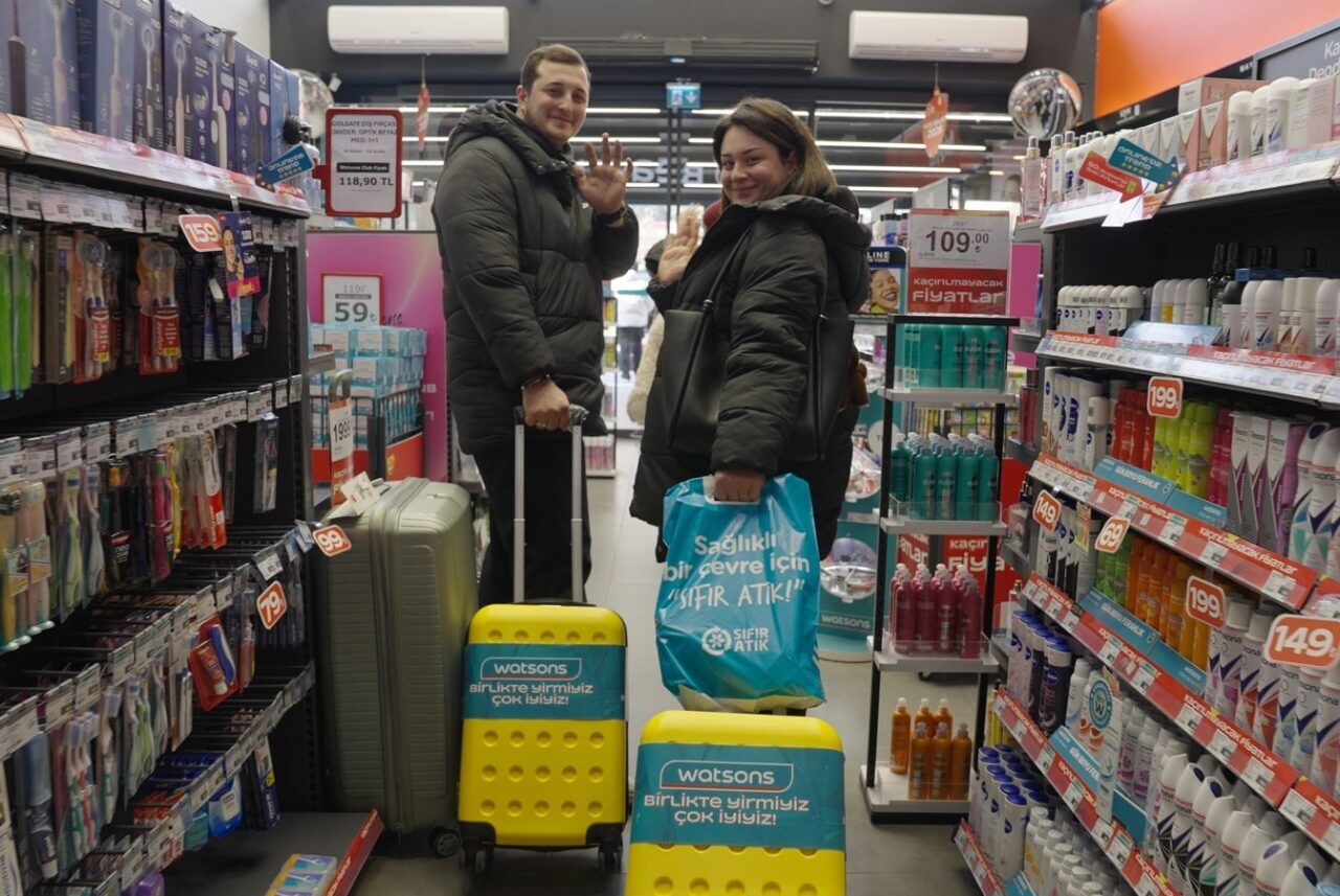 İSTANBUL (AA) – Watsons Türkiye, çeşitli illerdeki mağazalarında 20. yılını