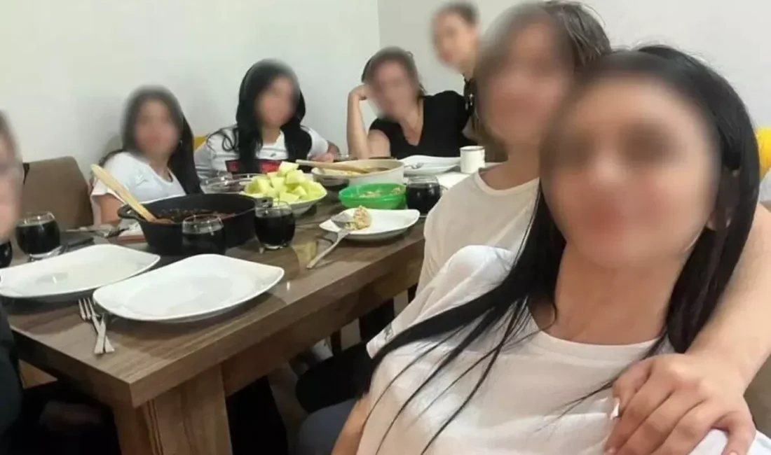 Eğitim camiası, bir öğretmenin ders saatinde öğrencilerini kendi şahsi işlerinde