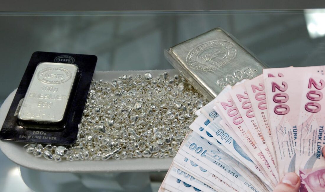 Emtia piyasalarında dün yaşanan tarihi rekorların ardından bugün (30 Ocak