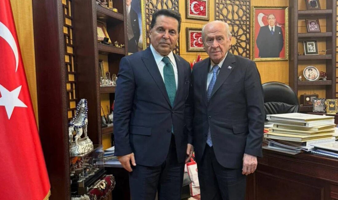 MHP Genel Başkanı Devlet Bahçeli, Esenyurt Belediye Başkanı Ahmet Özer’e