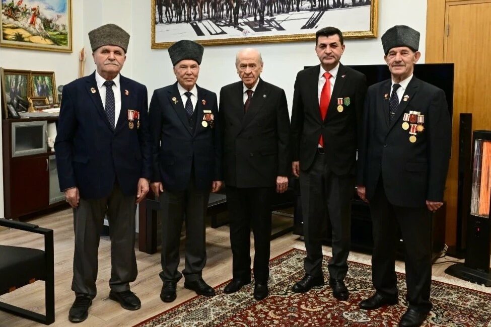 MHP Genel Başkanı Devlet Bahçeli, şehit aileleri ve gazilerle MHP