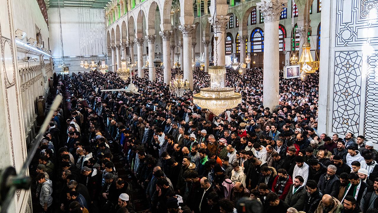 Suriye Diyanet Bakanlığı, yayımladığı yeni genelgeyle camiler ve dini kurumlarda