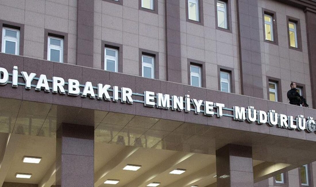 Diyarbakır İl Emniyet Müdürlüğü Ana Hizmet Binası’nın vatandaş girişinin bulunduğu