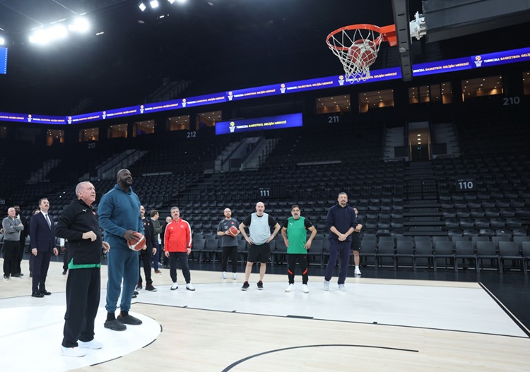 Cumhurbaşkanı Recep Tayyip Erdoğan, eski Amerikan Ulusal Basketbol Ligi (NBA)