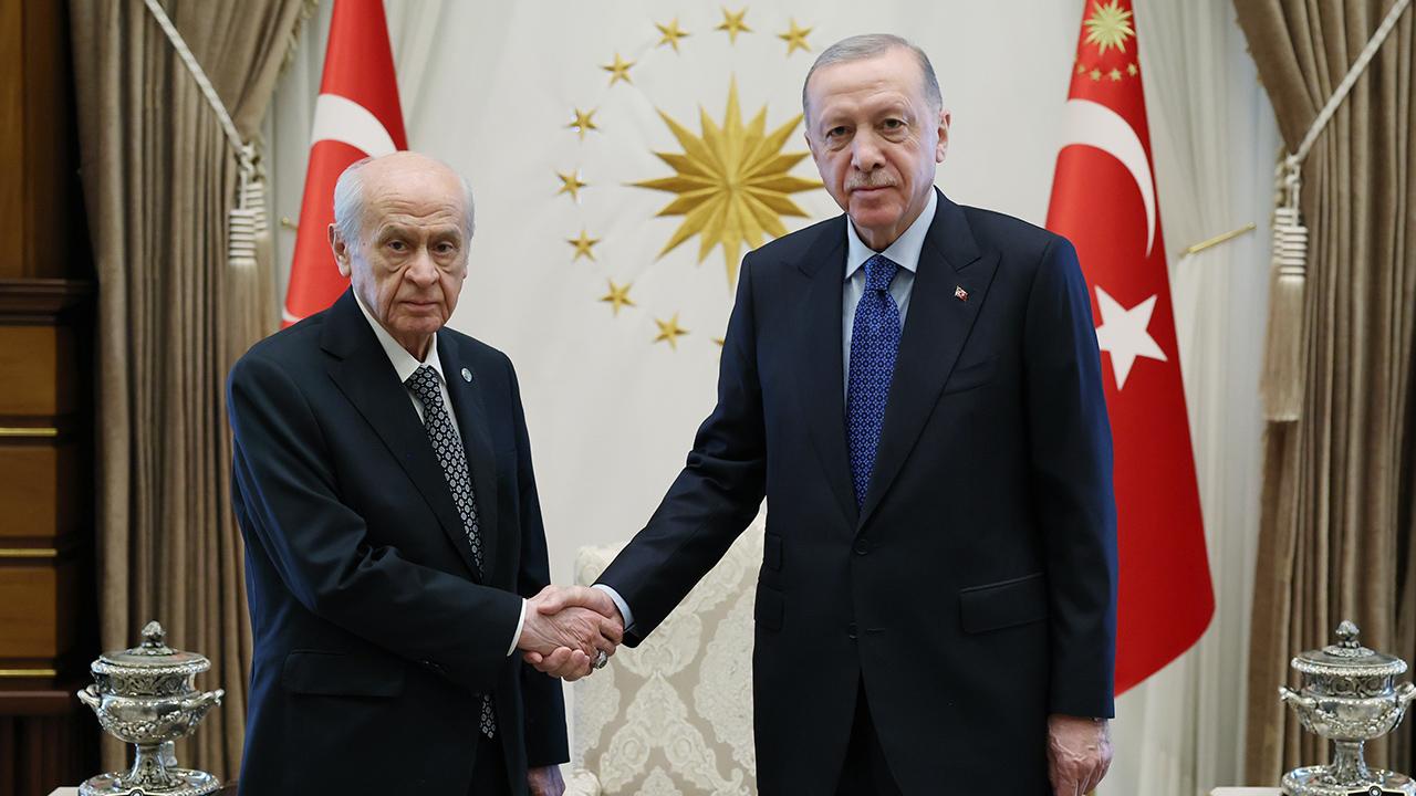 Cumhurbaşkanı Recep Tayyip Erdoğan, MHP Genel Başkanı Devlet Bahçeli’yi Beştepe’de