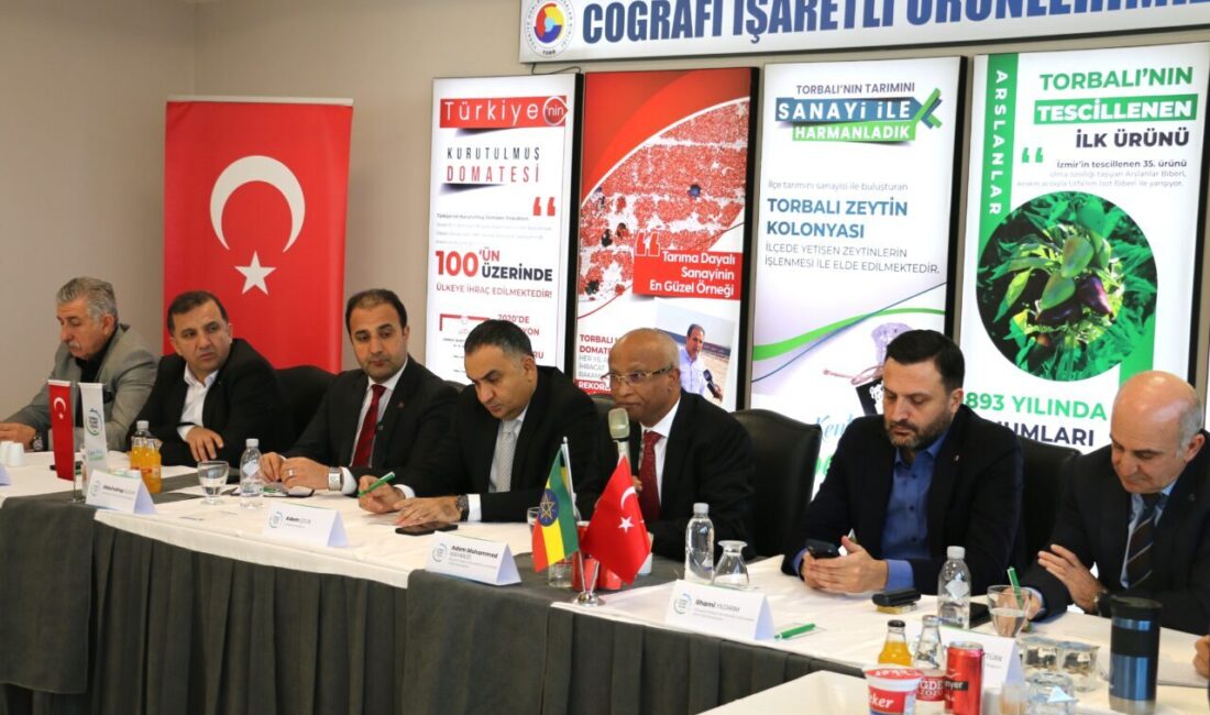İZMİR (AA) – Etiyopya'nın Ankara Büyükelçisi Adem Mohammed Mahmud ve