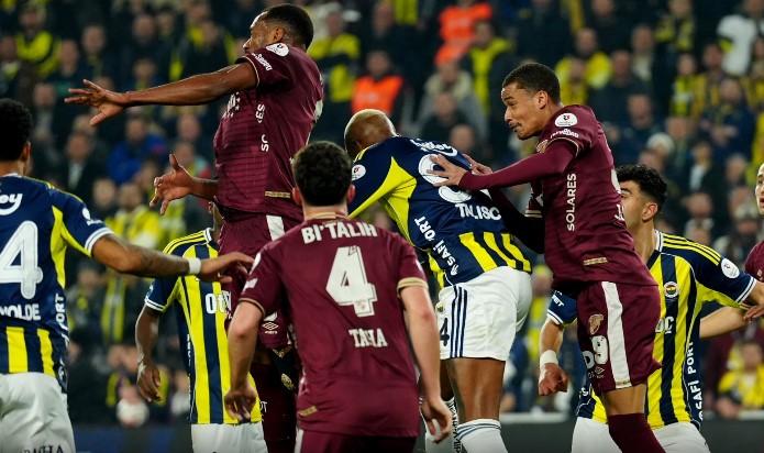 Süper Lig’in 19. haftasında Fenerbahçe, sahasında ağırladığı Göztepe ile 1-1