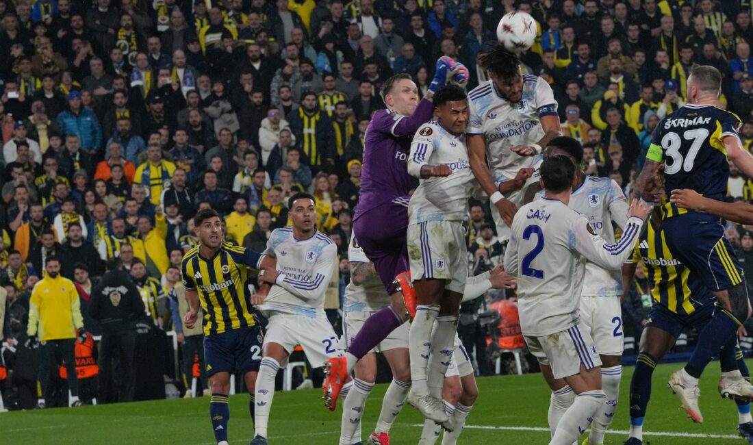 Fenerbahçe, UEFA Avrupa Ligi 7’nci hafta maçında sahasında Aston Villa’ya