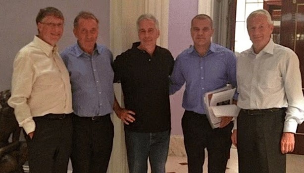 ABD Adalet Bakanlığı tarafından yayımlanan yeni belgelere göre Jeffrey Epstein,