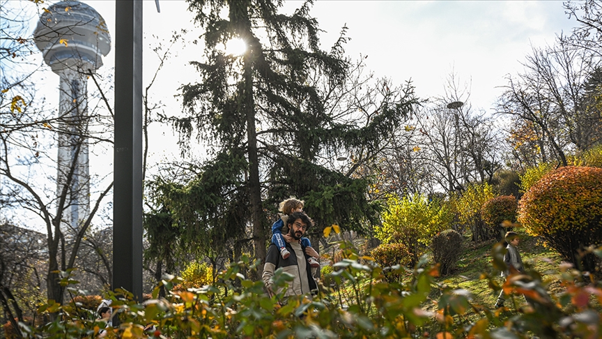 Meteoroloji Genel Müdürlüğü, hafta sonundan itibaren Türkiye genelinde hava sıcaklıklarının