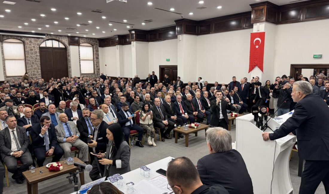 İZMİR (AA) – İzmir Ayakkabı, Deri Giyim ve Aksesuar Eşyası