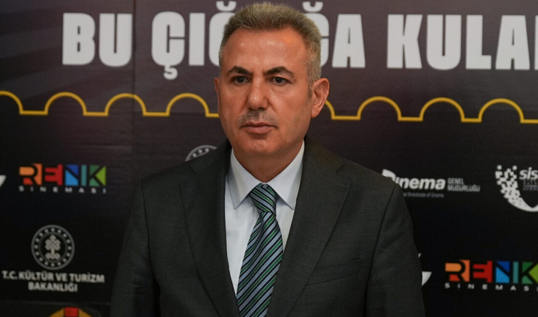 İZMİR (AA) – Gazze'de İsrail ateşi altında bir araçta mahsur