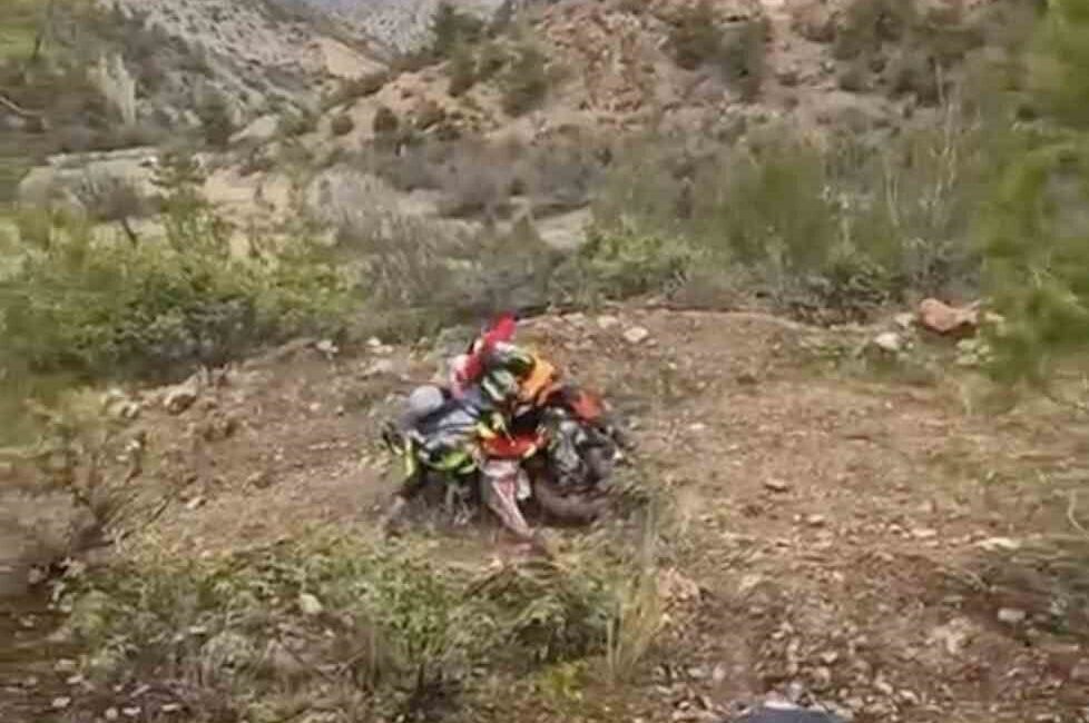 Eskişehir’den yola çıkan ve Veysel Arıkoç koordinatörlüğünde düzenlenen cross motosiklet