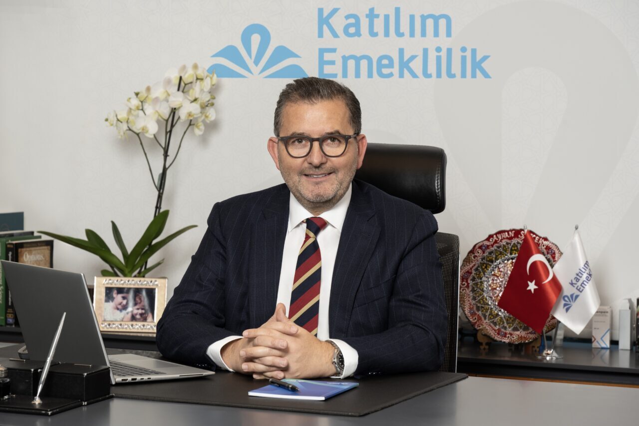 - Katılım Emeklilik Genel Müdürü Ayhan Sincek:
- "Yüksek fon performanslarımızla