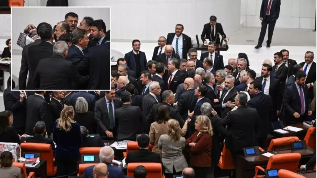 TBMM Genel Kurulu’nda emekli maaşlarını 20 bin TL’ye çıkaran kanun