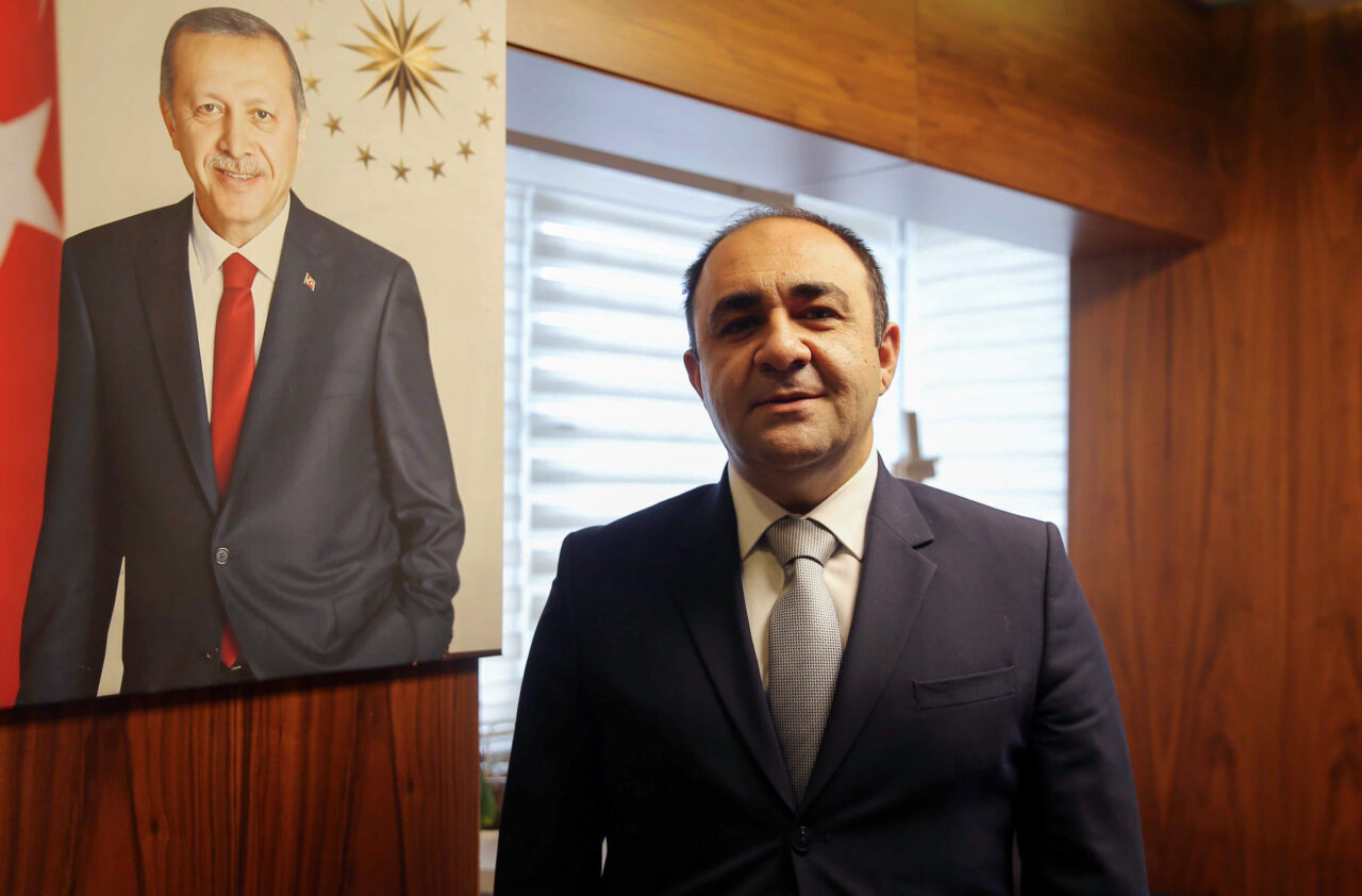 - İl Kültür ve Turizm Müdürü Hüseyin Toprak:
- "Kente gelen