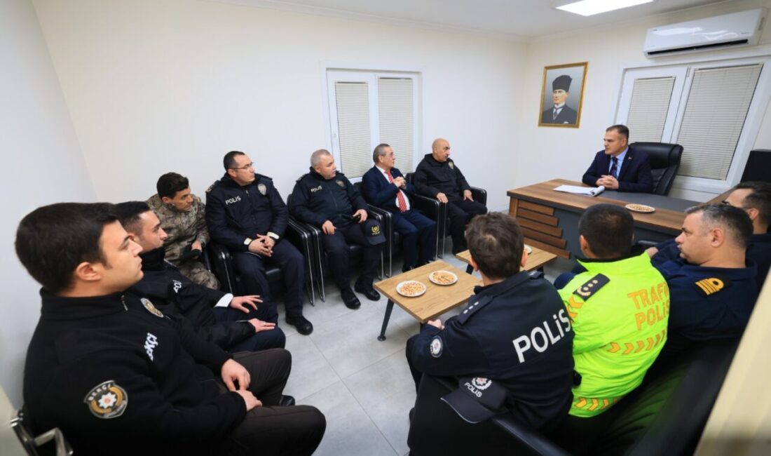 MUĞLA (AA) – Muğla Valisi İdris Akbıyık, yeni yıla görevi