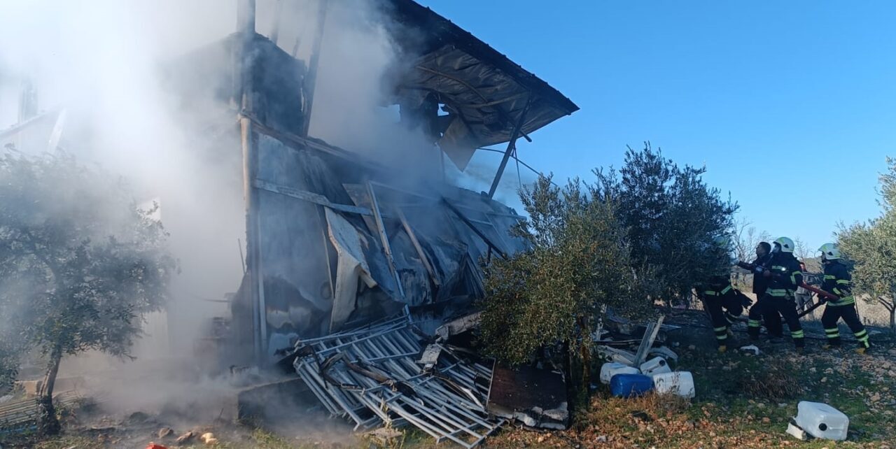 MUĞLA (AA) – Muğla'nın Menteşe ilçesinde prefabrik evde başlayan ve