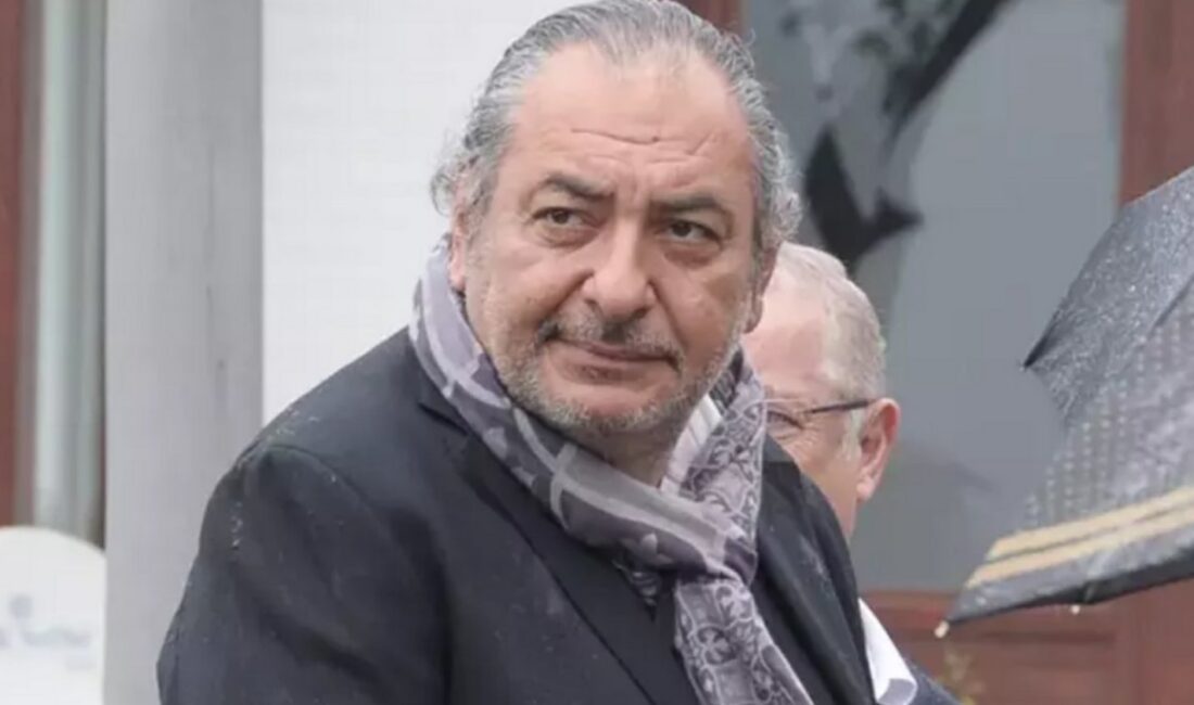 Gazeteci ve eski televizyoncu Reha Muhtar’ın İstanbul Sarıyer’de bulunan yalısına,