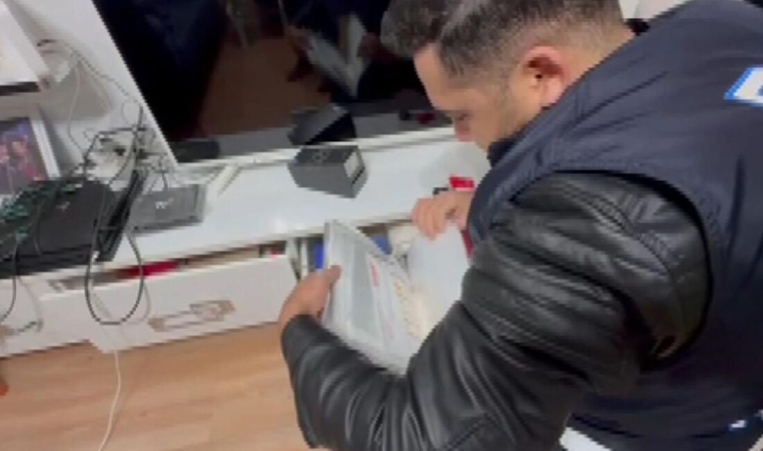 Ankara’da paravan şirketler üzerinden dolandırıcılık yaptığı iddia edilen 14 kişi