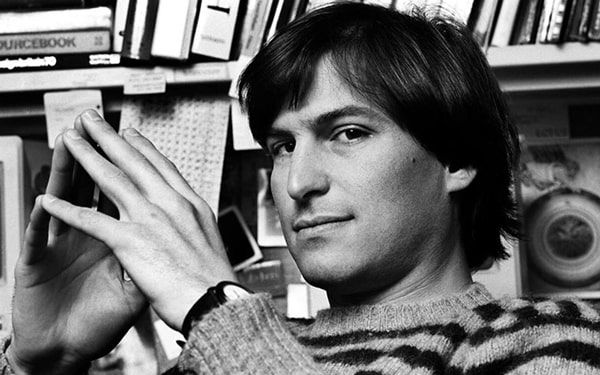 Apple’ın kuruluşunu simgeleyen ve Steve Jobs’un imzasını taşıyan 1976 tarihli