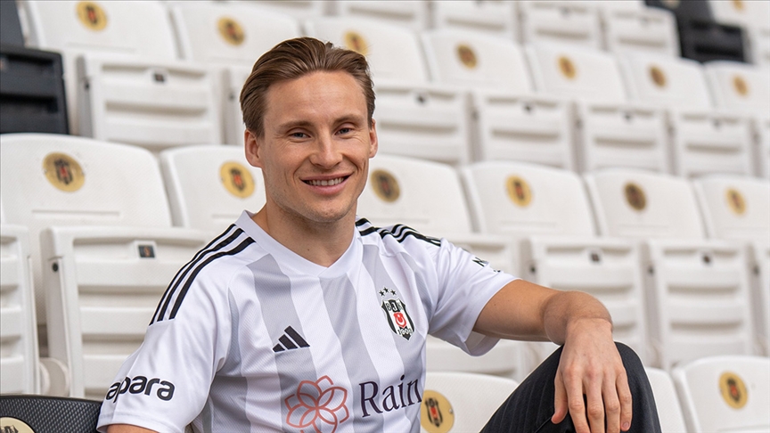 BEŞİKTAŞ, 32 yaşındaki Norveçli sağ bek Jonas Svensson ile yollarını