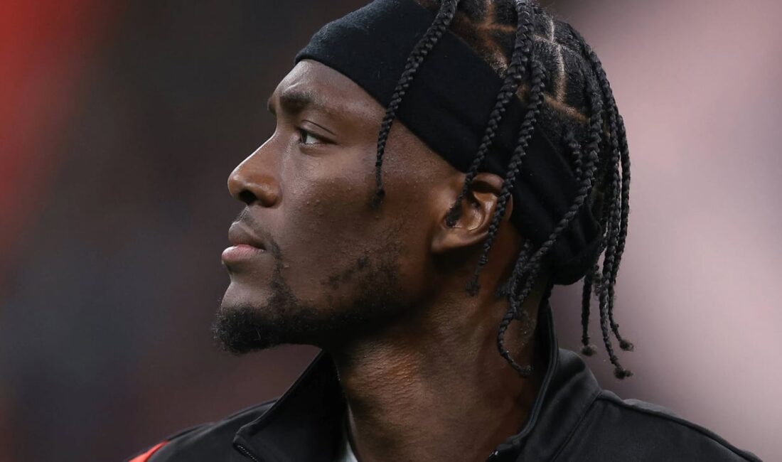 Beşiktaş, Roma'dan Tammy Abraham’ın bonservisinin alındığını KAP’a bildirdi. Siyah beyazlı
