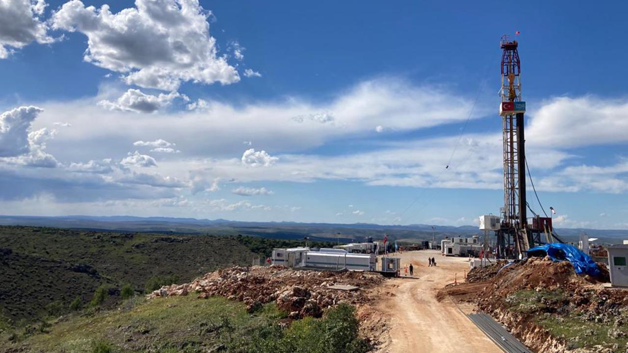 Enerji ve Tabii Kaynaklar Bakanlığı, Türkiye Petrolleri’nin Diyarbakır’da yatay sondaj