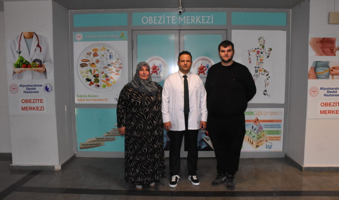 - Afyonkarahisar'da oğlundan sonra kendisi de mide küçültme ameliyatı olan