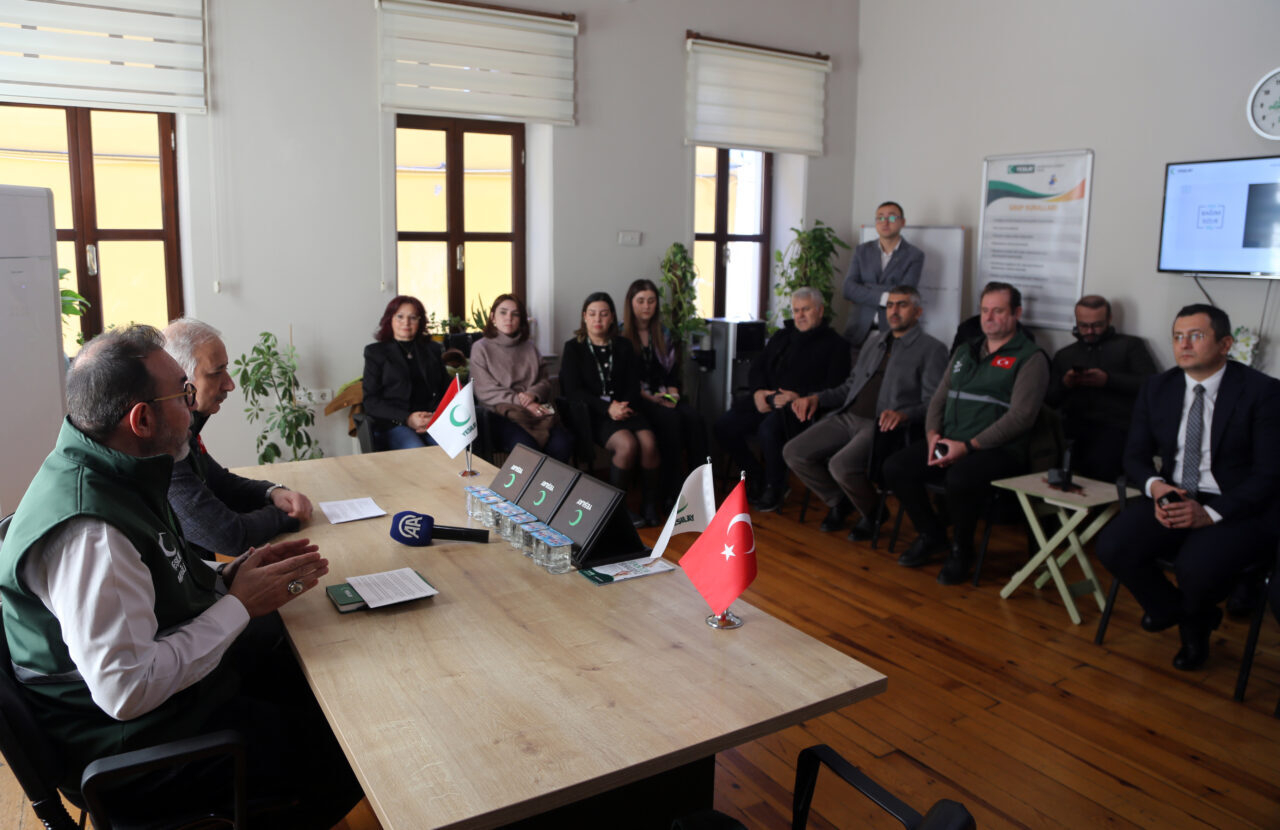 MUĞLA (AA) – AK Parti Muğla Milletvekili Kadem Mete, 2025’in