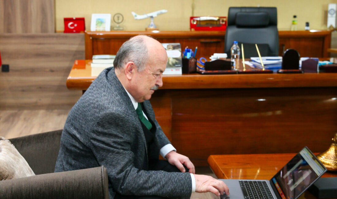 UŞAK (AA) – Uşak Üniversitesi Rektörü Prof. Dr. Ahmet Demir,